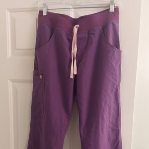 Figs Ultraviolet Kade